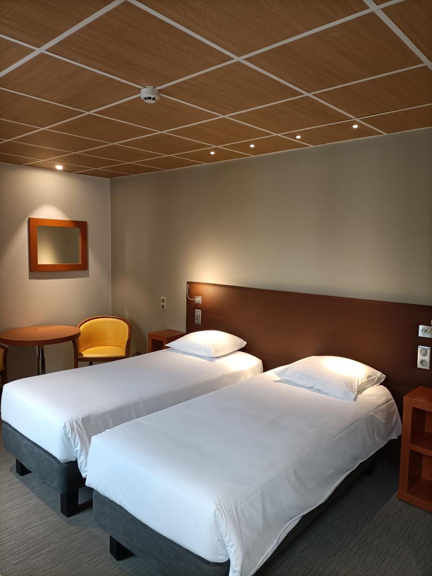 Hotellerie Notre Dame De Lumieres Goult Exterior foto