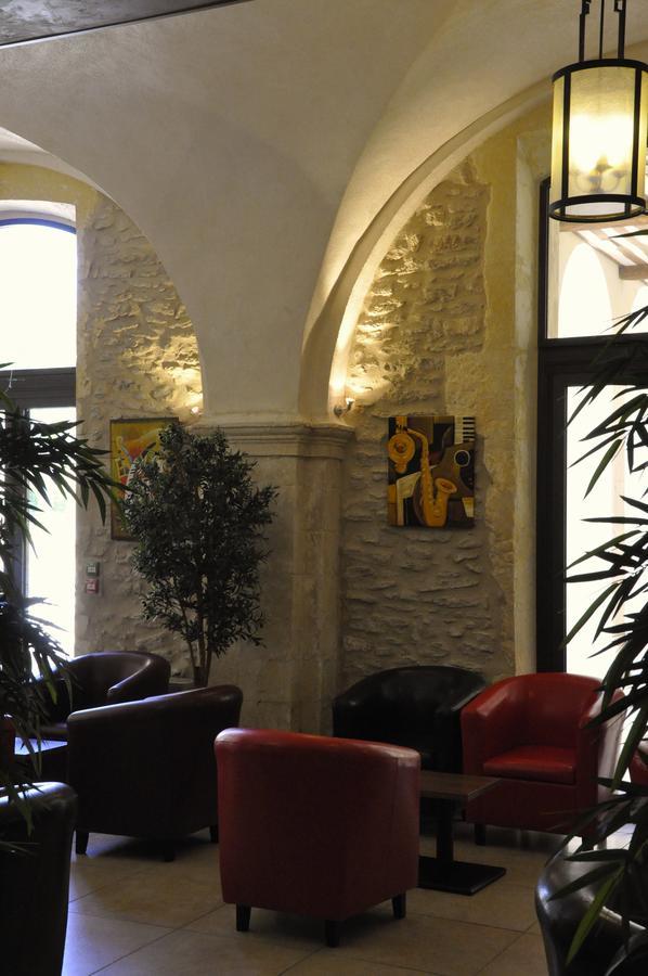 Hotellerie Notre Dame De Lumieres Goult Exterior foto