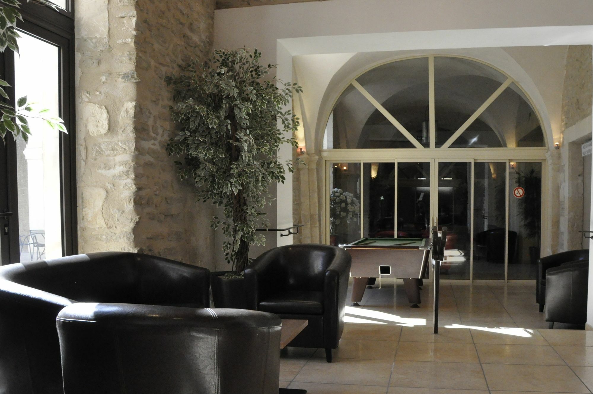 Hotellerie Notre Dame De Lumieres Goult Exterior foto