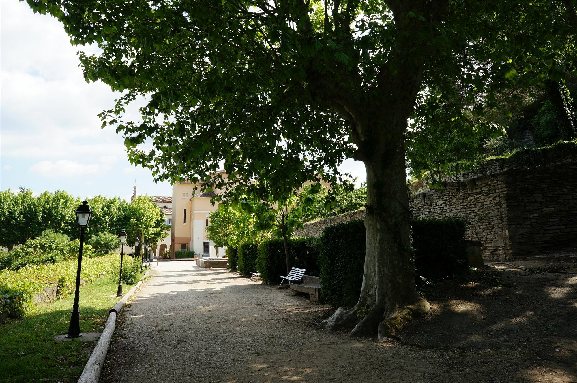 Hotellerie Notre Dame De Lumieres Goult Exterior foto